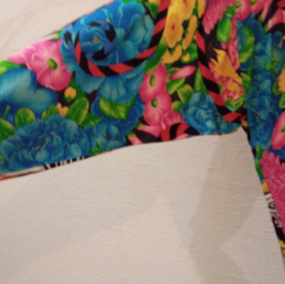 Gianni Versace atelier silk shirt - Picture 9 of 16
